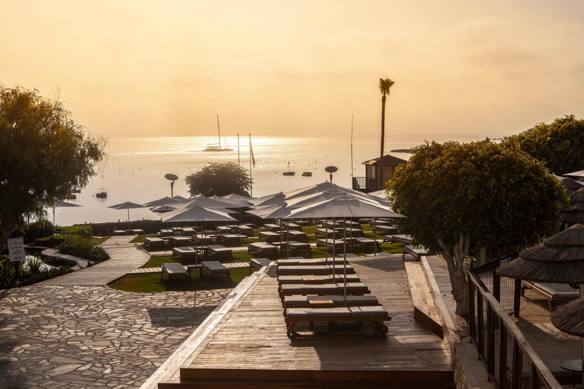 Capo Bay Hotel Protaras Exterior foto Sunset at the Marina